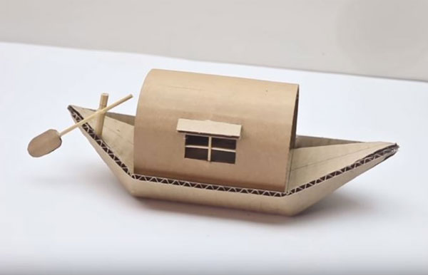 làm đồ chơi từ thùng sữa