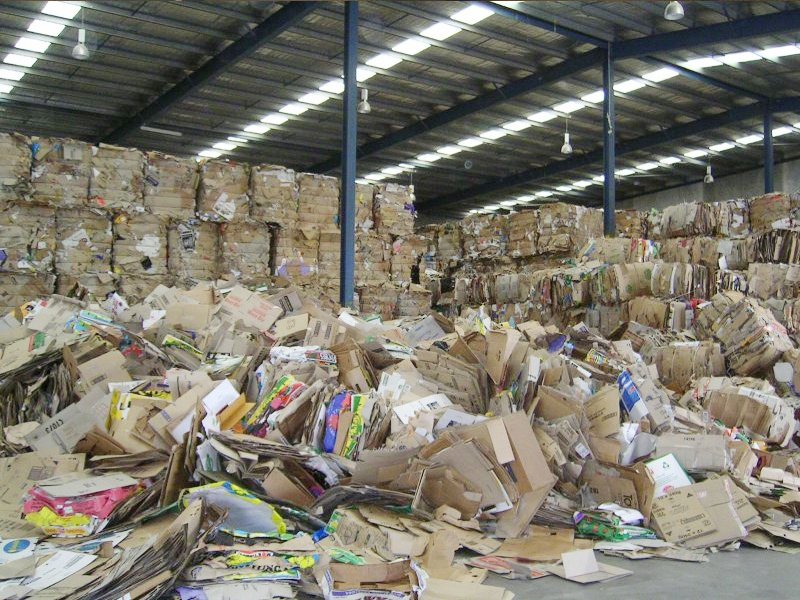 thu mua phế liệu tân uyên