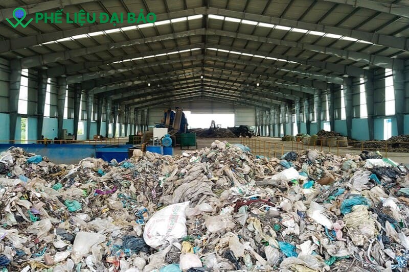 Tái chế phế liệu góp phần giảm ô nhiễm và bảo vệ môi trường sống bền vững