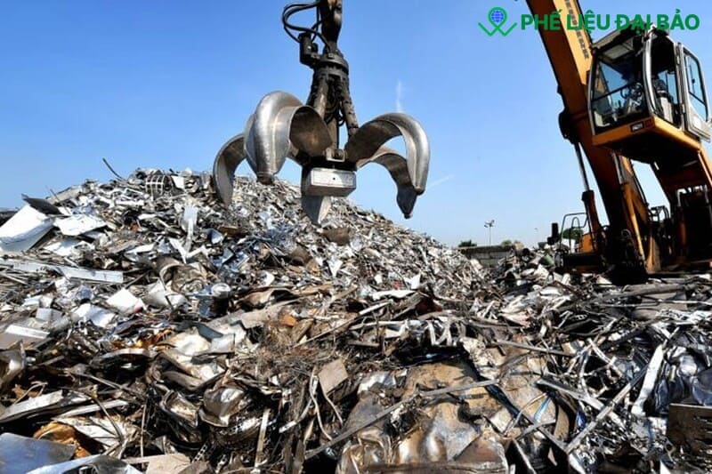 Thu mua sắt phế liệu uy tín giá cao dịch vụ tận nơi