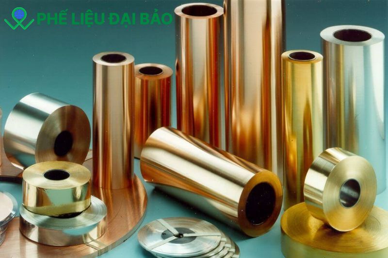 Đồng thật có màu đỏ cam nặng chắc không bị hút nam châm và dẫn nhiệt tốt