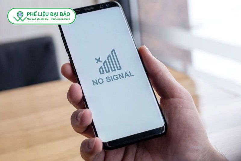 Đồng đổi màu thật có thể làm mất sóng điện thoại khi đặt gần 