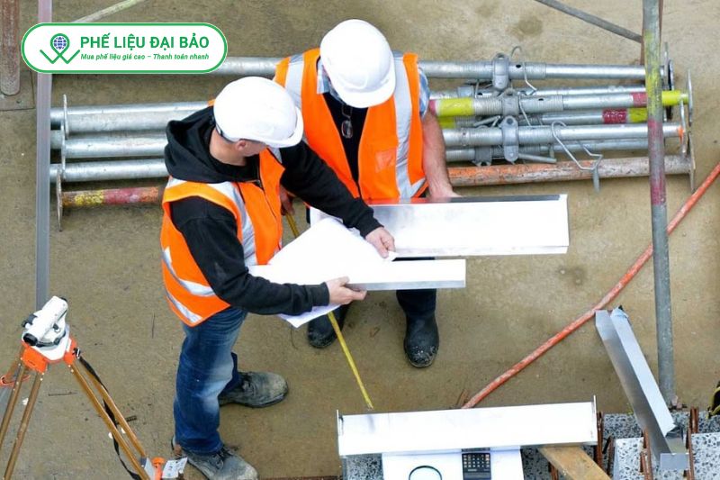 Phế liệu Đại Bảo khảo sát phế liệu nhanh gọn tại địa điểm thu gom theo lịch hẹn