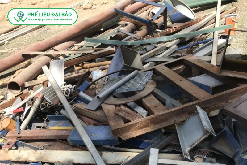 Phế liệu Đại Bảo thu mua 8 nhóm sắt phế liệu Tiền Giang
