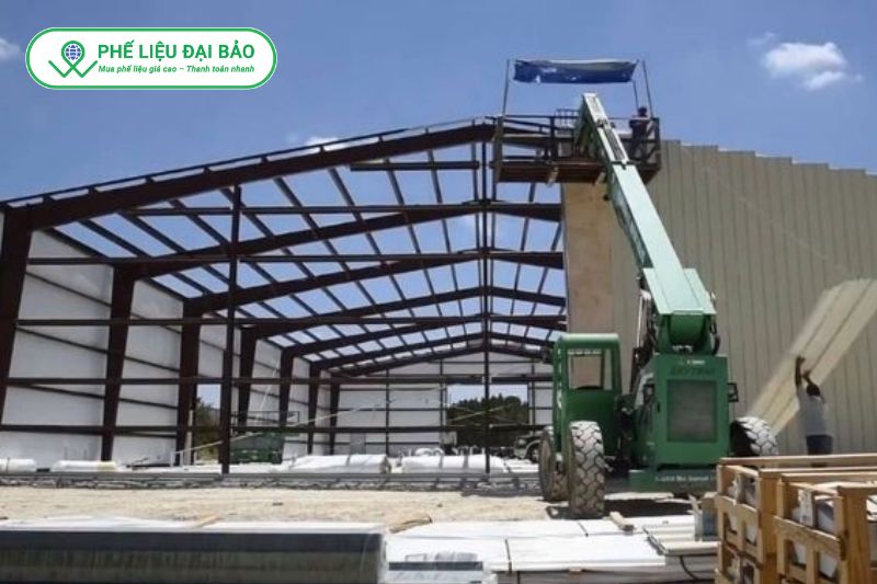 Đơn vị huy động thiết bị và nhân công tháo dỡ nhanh chóng theo quy mô dự án đảm bảo an toàn