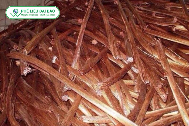 Cáp cháy vẫn có giá trị, lõi đồng được thu mua với mức giá phù hợp
