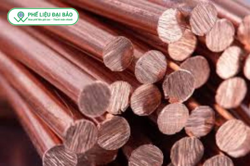 Đồng đỏ sáng là loại tinh khiết cao, bề mặt sáng bóng và không lẫn tạp chất