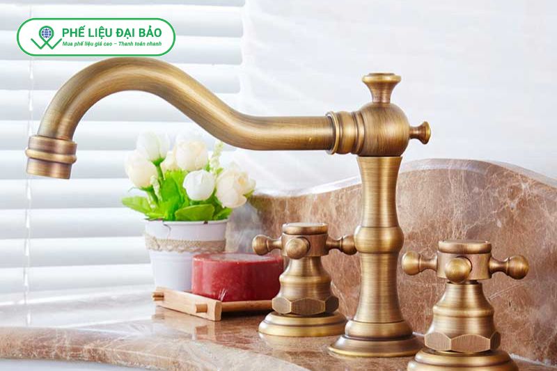 Vòi nước và phụ kiện ống là nguồn đồng thau phổ biến, thương hiệu tốt có giá cao hơn